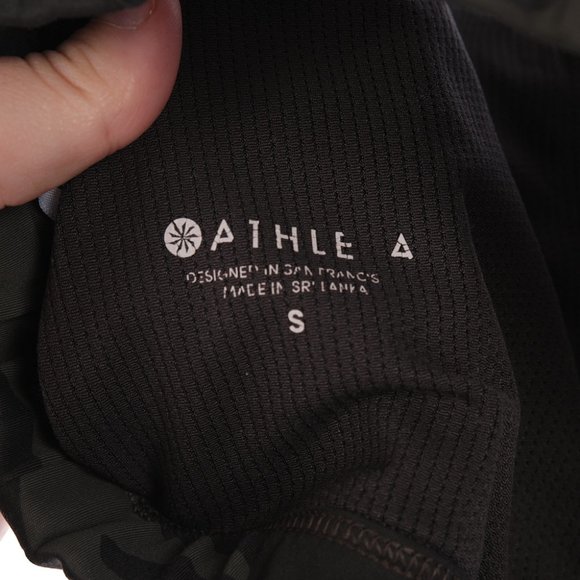 Athleta Contender Printed Bra Black Olive Camo Size Small - Picture 4 of 6